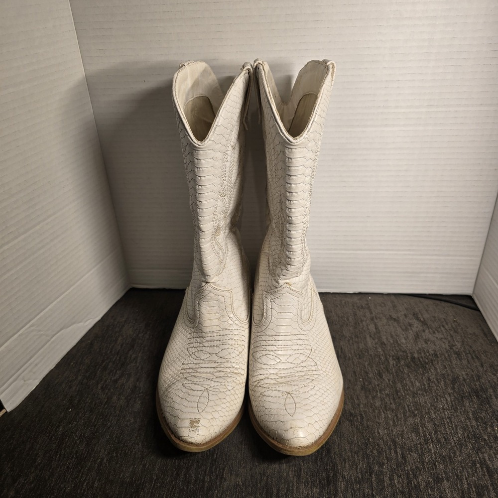 Coconuts by Matisse Gaucho White Faux Snakeskin Cowgirl Boots Size 8M